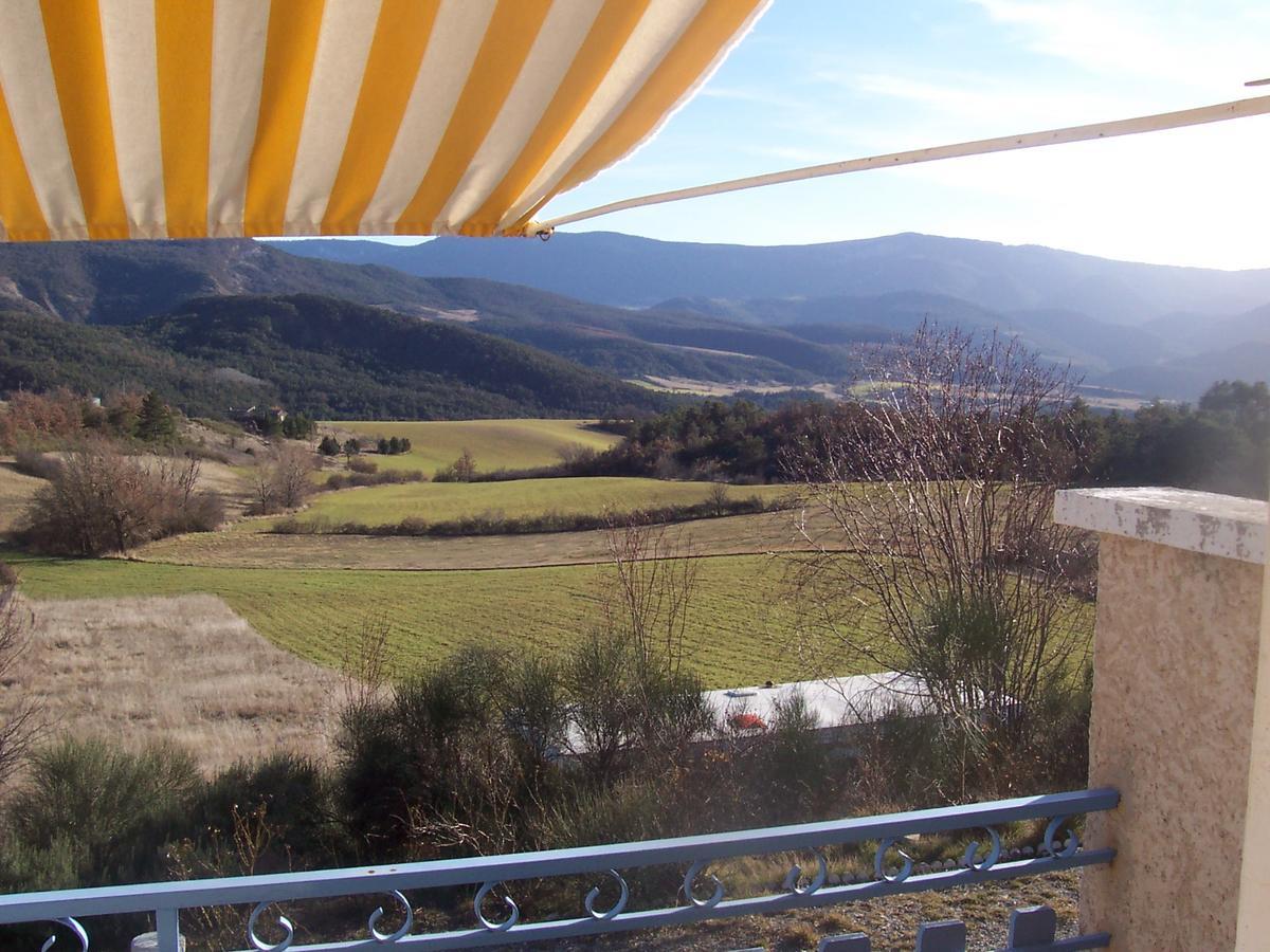 Bed and Breakfast L'Ensoleillee Rosans Esterno foto